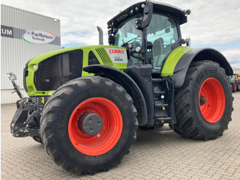 CLAAS Axion 960 Traktor