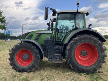 FENDT 724 Vario Traktor