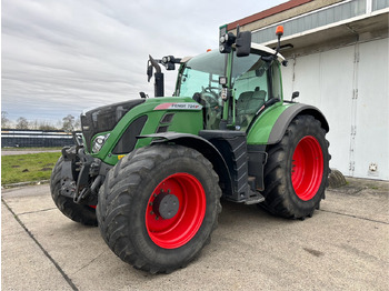 FENDT 724 Vario Traktor