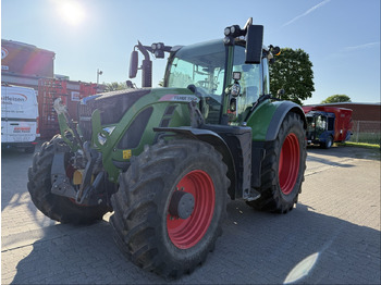 FENDT 724 Vario Traktor