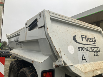 Kipper Fliegl Stone Master 252 Muldenkipper: das Bild 3