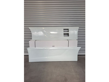 Aeropack/ Spoiler für LKW Iveco 3800mm Fuel tank steps / scalini serbatoio: das Bild 4