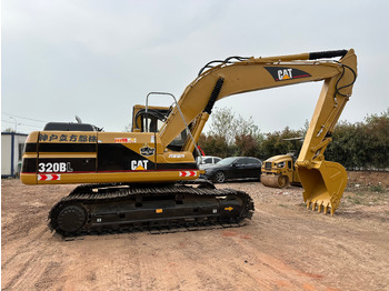 CATERPILLAR 320BL Kettenbagger