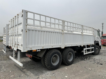 Tiertransporter LKW Für die Beförderung von Tiere SINOTRUK HOWO 371: das Bild 1