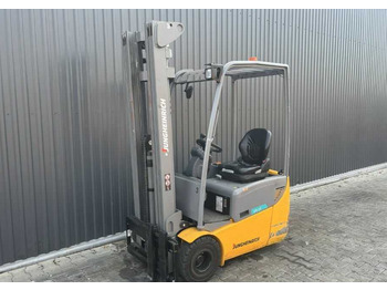 JUNGHEINRICH EFG Elektrostapler