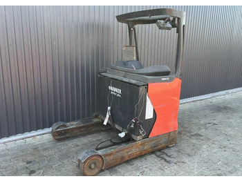 LINDE R16 Schubmaststapler