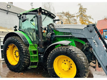 JOHN DEERE 6210R Traktor