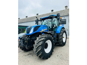 NEW HOLLAND T7.230 Traktor