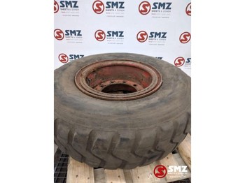 PIRELLI Reifen