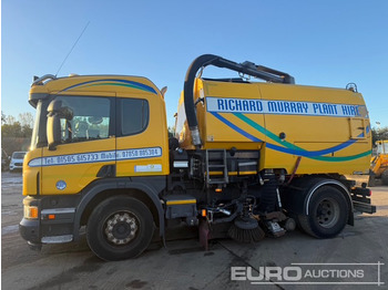 SCANIA P Kehrmaschine