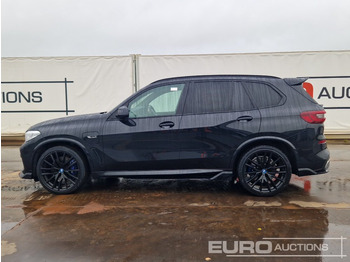 SUV/ Geländewagen 2022 BMW X5 45E M-Sport: das Bild 2