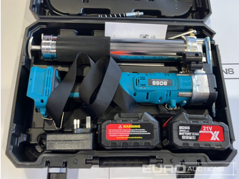 Baugeräte Boss 21 Volt Lithium Battery Cordless Grease Gun, 2 Batteries, Charger, Case, Shoulder Strap, Extension Pieces and Fittings: das Bild 4