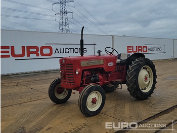 INTERNATIONAL Traktor