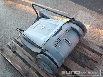 Baugeräte Karcher Prokm 400 Pedestrian Sweeper: das Bild 2 Baugeräte Karcher Prokm 400 Pedestrian Sweeper: das Bild 2