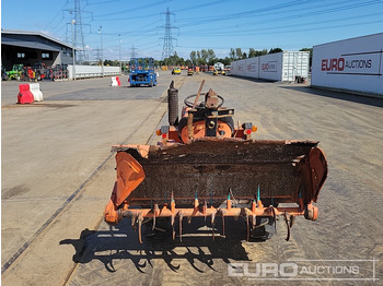 Kleintraktor Kubota B1200DT: das Bild 4