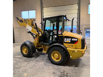 Radlader Caterpillar 906 M: das Bild 2