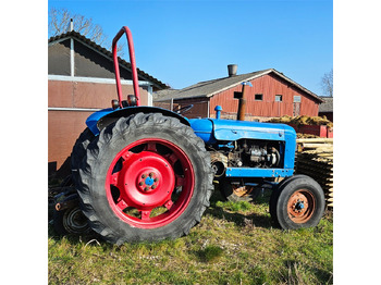 Traktor Ford T2: das Bild 4
