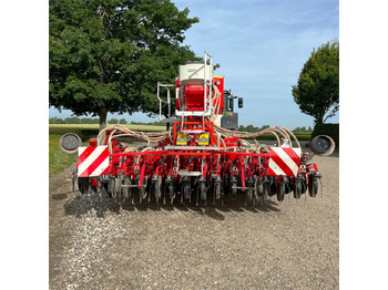 Sätechnik Pöttinger Terrasem C4 Fertilizer: das Bild 3