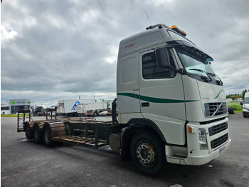 Holztransporter Volvo FH12 8x4: das Bild 2