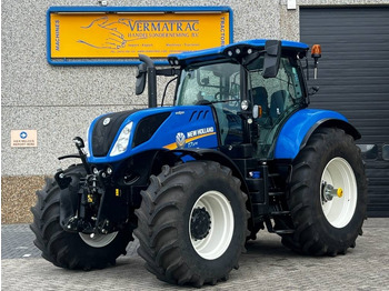 NEW HOLLAND T7.270 Traktor