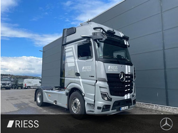 LKW Mercedes-Benz Actros 1863 LS 4x2: das Bild 2