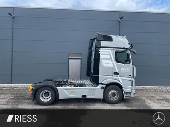 LKW Mercedes-Benz Actros 1863 LS 4x2: das Bild 3