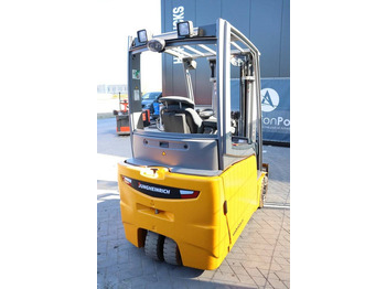 Elektrostapler Jungheinrich EFG 216: das Bild 5