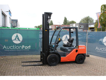 TOYOTA FDF 30 Dieselstapler