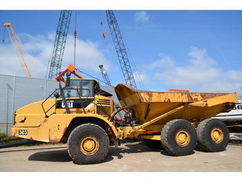 CATERPILLAR Knickgelenkter Dumper