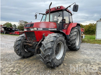 CASE IH Maxxum Traktor