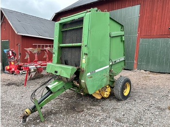 JOHN DEERE Rundballenpresse