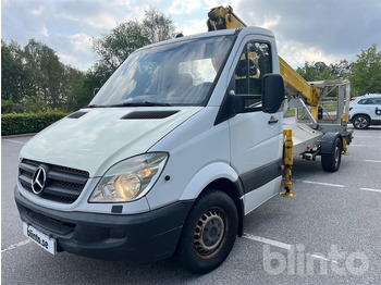 MERCEDES-BENZ LKW mit Arbeitsbühne