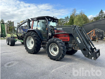 VALTRA 6850 Traktor