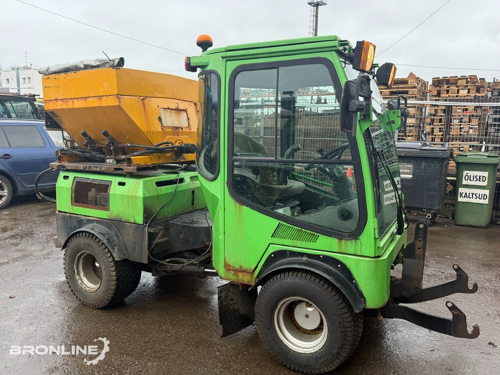 2008 LM TRAC 385 + Spreader - Schneeräumfahrzeug: das Bild 2 2008 LM TRAC 385 + Spreader - Schneeräumfahrzeug: das Bild 2