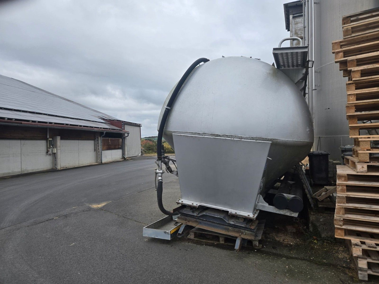Feldbinder Silo Waage 31.000 Ltr - Siloauflieger: das Bild 2 Feldbinder Silo Waage 31.000 Ltr - Siloauflieger: das Bild 2