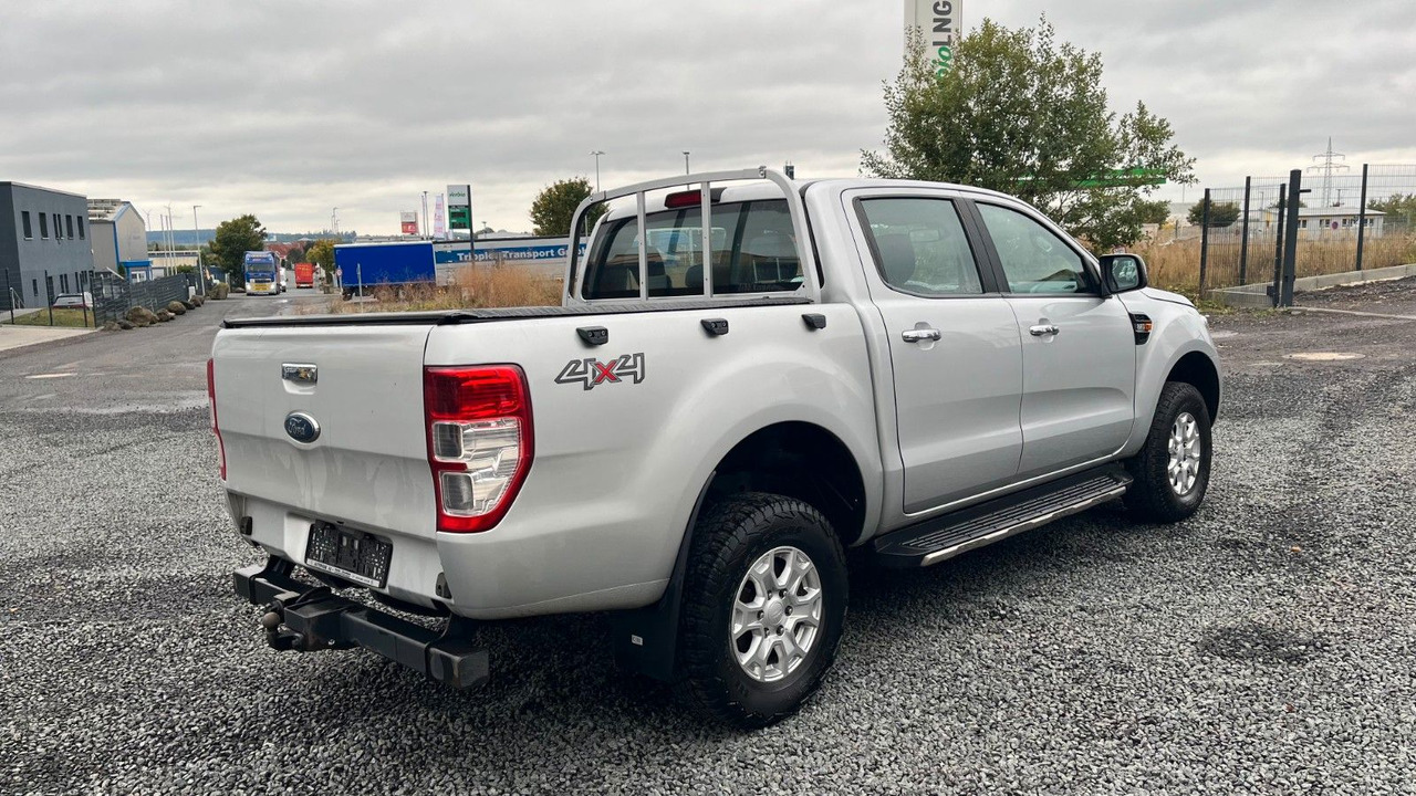 Ford Ranger XLT Doppelkabine 4x4 - SUV/ Geländewagen: das Bild 4 Ford Ranger XLT Doppelkabine 4x4 - SUV/ Geländewagen: das Bild 4