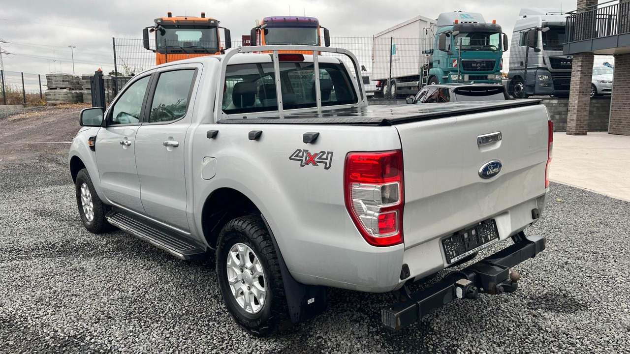 Ford Ranger XLT Doppelkabine 4x4 - SUV/ Geländewagen: das Bild 5 Ford Ranger XLT Doppelkabine 4x4 - SUV/ Geländewagen: das Bild 5