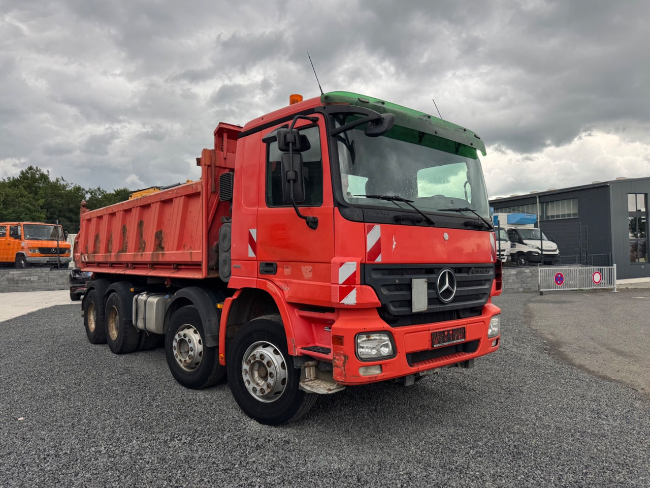 Mercedes-Benz Actros 3244 Dreiseitenkipper Meiller Bordm 8x4 - Kipper: das Bild 5 Mercedes-Benz Actros 3244 Dreiseitenkipper Meiller Bordm 8x4 - Kipper: das Bild 5