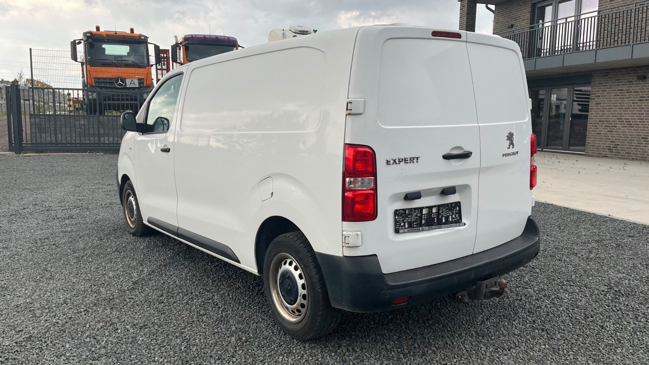 Peugeot Expert Kasten Premium L2 - Personentransporter: das Bild 5 Peugeot Expert Kasten Premium L2 - Personentransporter: das Bild 5