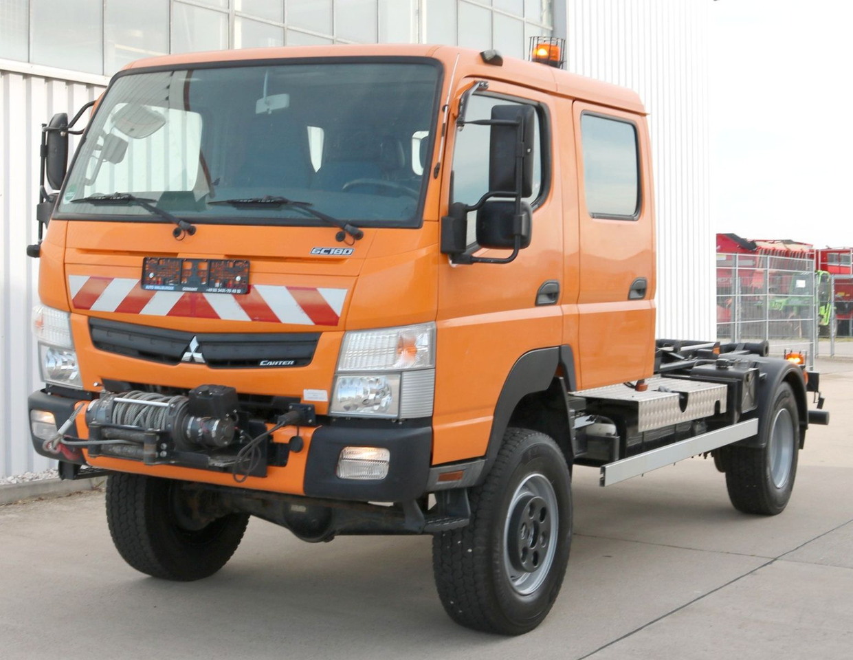 Mitsubishi CANTER 6C180 DOKA 4x4 KLIMA WINDE Standhz. 37tkm - Fahrgestell LKW: das Bild 1 Mitsubishi CANTER 6C180 DOKA 4x4 KLIMA WINDE Standhz. 37tkm - Fahrgestell LKW: das Bild 1
