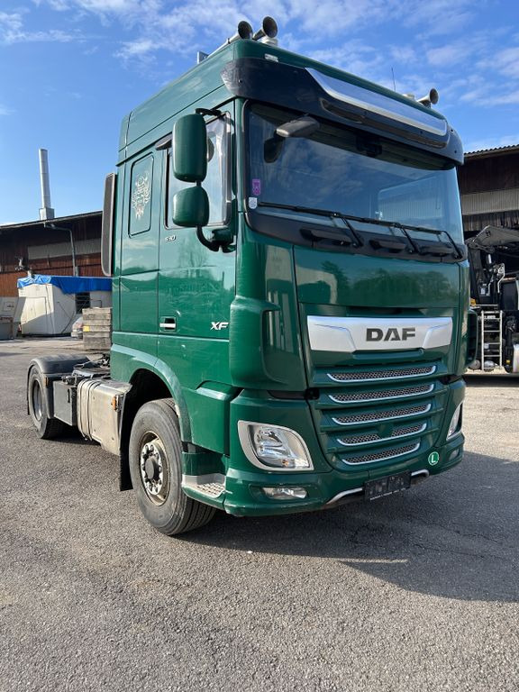DAF XF 530 PxP 4x4 Hydraulik DAF XF 530 PxP 4x4 Hydraulik - Sattelzugmaschine: das Bild 3 DAF XF 530 PxP 4x4 Hydraulik DAF XF 530 PxP 4x4 Hydraulik - Sattelzugmaschine: das Bild 3