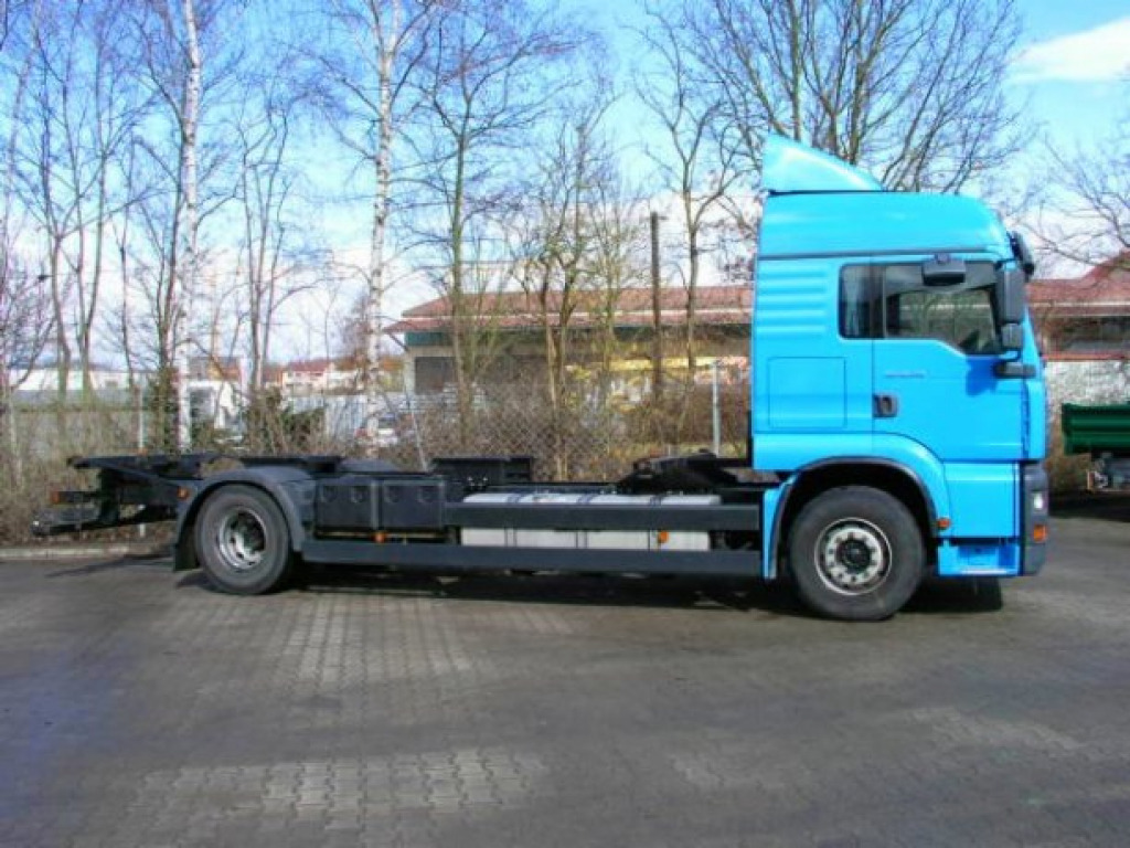MAN TGA 02 18.410 TGA2 Achs BDF- LKW - Containerwagen/ Wechselfahrgestell LKW: das Bild 5 MAN TGA 02 18.410 TGA2 Achs BDF- LKW - Containerwagen/ Wechselfahrgestell LKW: das Bild 5