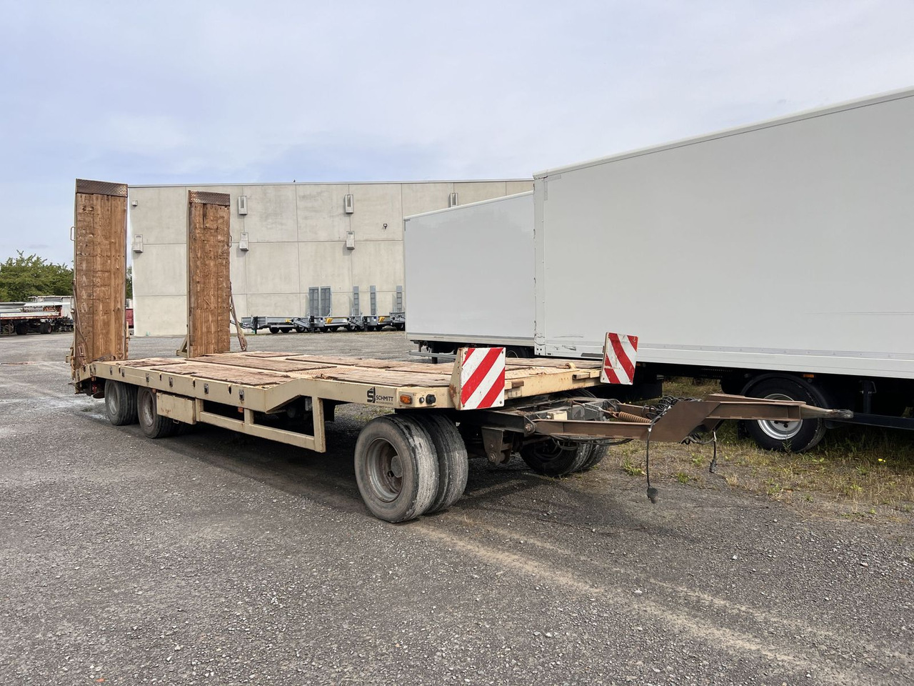 Möslein 3 Achs Tiefladeranhänger - Tieflader Anhänger: das Bild 3 Möslein 3 Achs Tiefladeranhänger - Tieflader Anhänger: das Bild 3