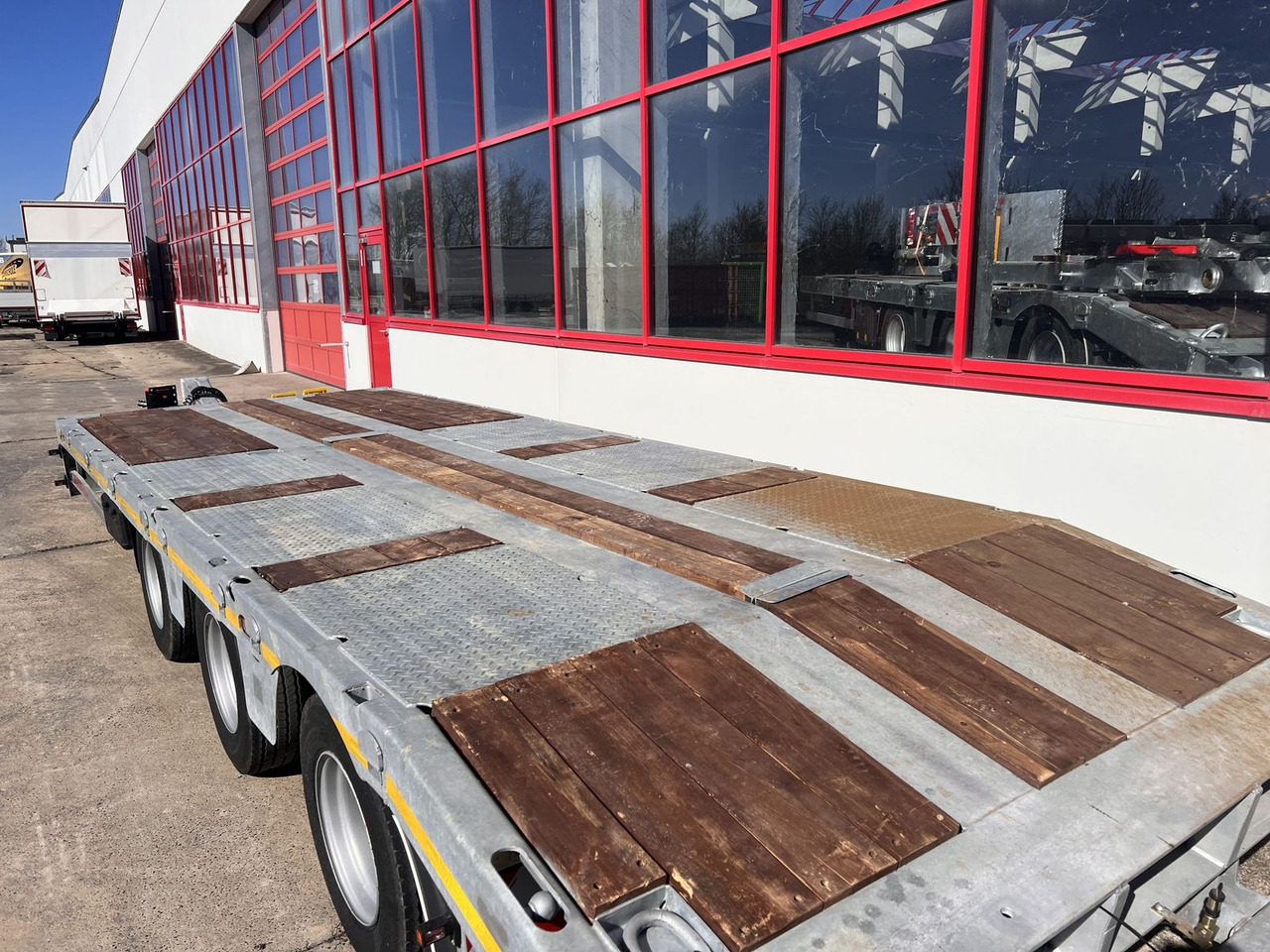 Möslein 31 t Tridemtieflader gelenkt, Neuwertig - Tieflader Anhänger: das Bild 4 Möslein 31 t Tridemtieflader gelenkt, Neuwertig - Tieflader Anhänger: das Bild 4