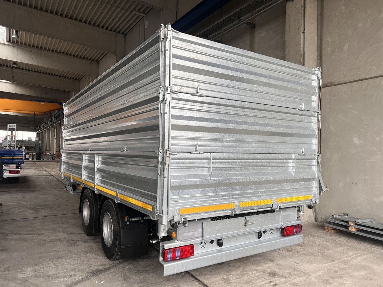 Möslein TTD 19 AB 19 t Tandem Kipper Tieflader2 x Aufsatzbordwänden-- Neufahrzeug -- - Kipper Anhänger: das Bild 2 Möslein TTD 19 AB 19 t Tandem Kipper Tieflader2 x Aufsatzbordwänden-- Neufahrzeug -- - Kipper Anhänger: das Bild 2