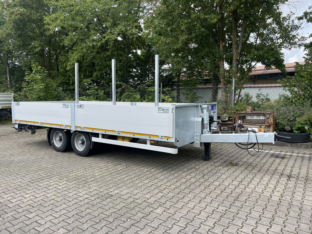 Möslein Tandem- Pritschenanhänger- Tieflader - Tieflader Anhänger: das Bild 1 Möslein Tandem- Pritschenanhänger- Tieflader - Tieflader Anhänger: das Bild 1