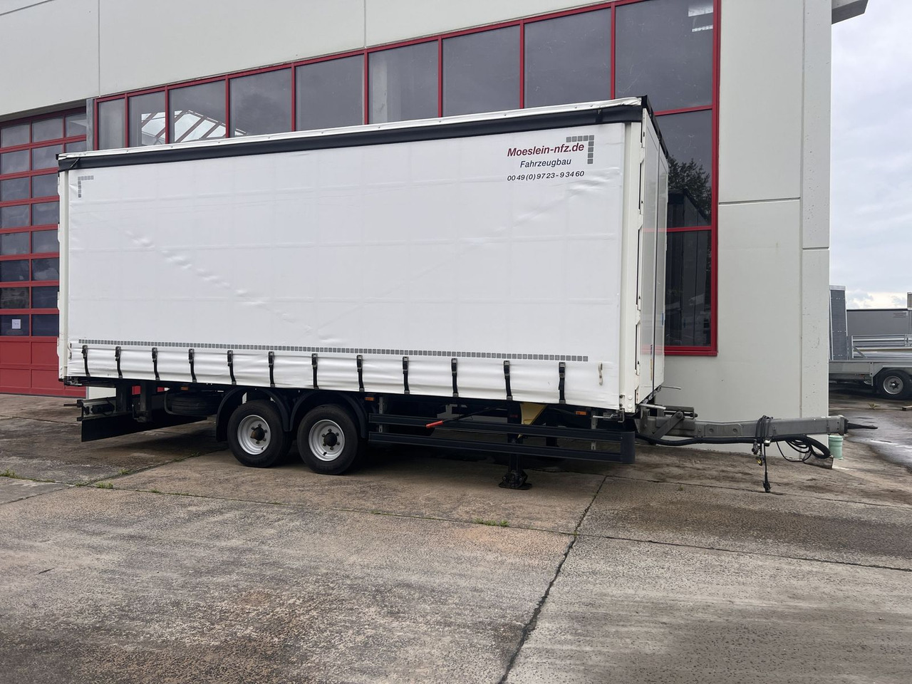 Möslein Tandemplanen Anhänger, Durchladbar - Plane LKW: das Bild 1 Möslein Tandemplanen Anhänger, Durchladbar - Plane LKW: das Bild 1
