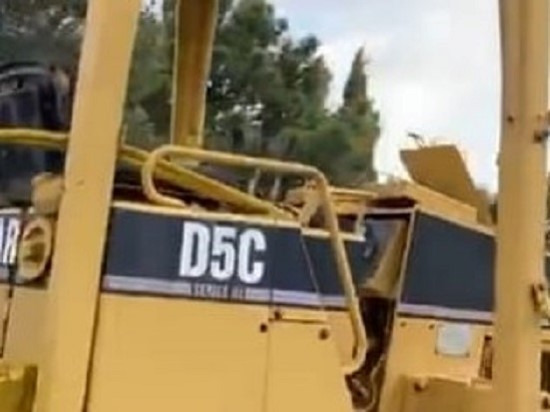 CATERPILLAR D5C (PIEZAS / DESGUACE) - Bulldozer: das Bild 1 CATERPILLAR D5C (PIEZAS / DESGUACE) - Bulldozer: das Bild 1