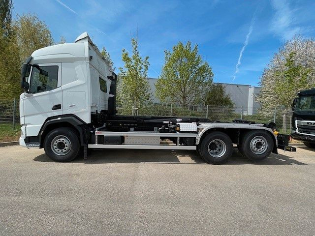 DAF FAN XF 480 NGD - Abrollkipper: das Bild 4 DAF FAN XF 480 NGD - Abrollkipper: das Bild 4