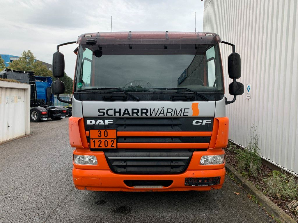 DAF FANCF75 - Tankwagen: das Bild 4 DAF FANCF75 - Tankwagen: das Bild 4